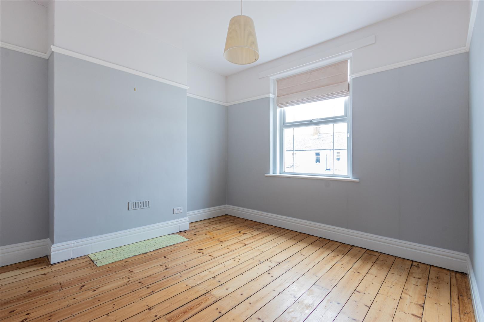 DERI ROAD, PENYLAN, CARDIFF Jeffrey Ross Estate Agents